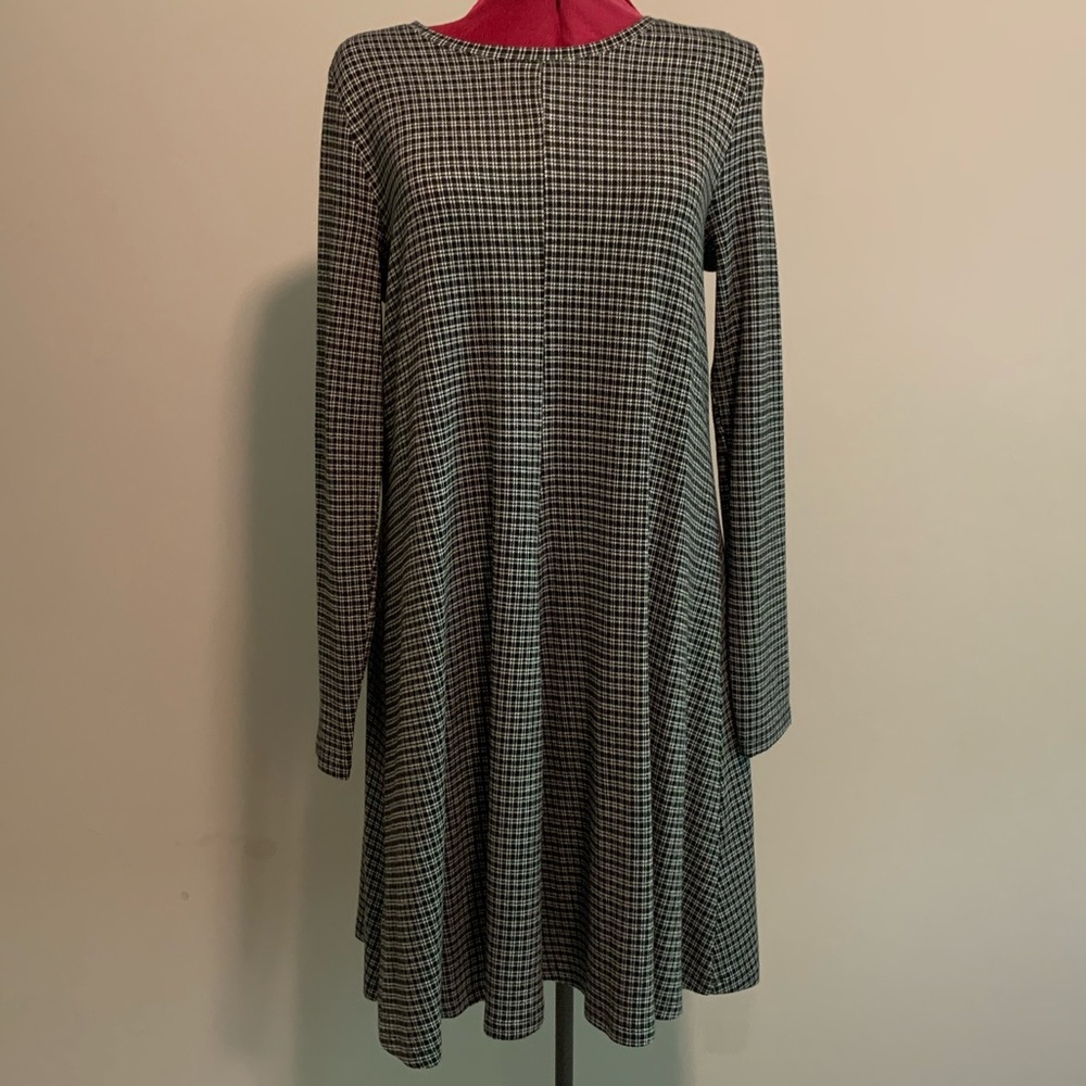 Lou & Grey for Loft Houndstooth long sleeve Dress